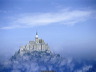 majestic_castle_on_m_51386e